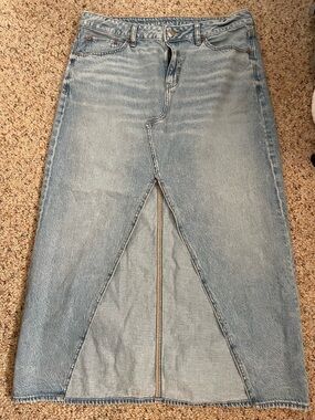 American Eagle Light Blue Denim Skirt with Front Slit